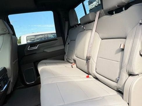 New 2026 GMC Sierra 2500 SLT image 16