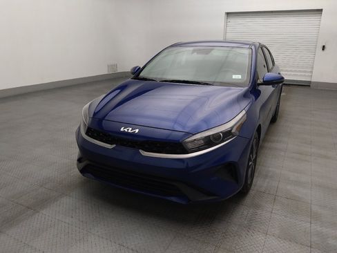 Used 2024 Kia Forte LXS w/ LXS Technology Package FWD image 15