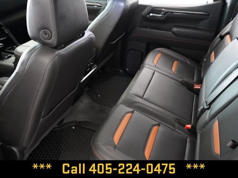 Used 2025 GMC Sierra 1500 AT4 w/ AT4 Premium Package AWD/4WD image 33