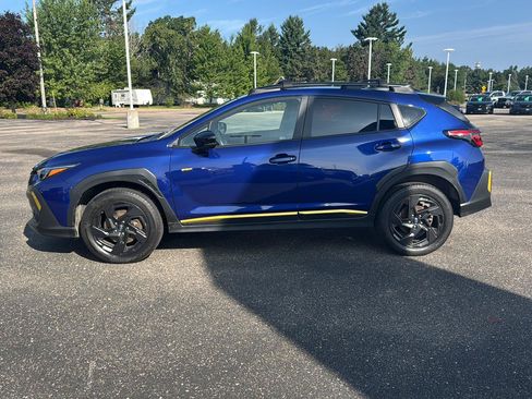 Used 2024 Subaru Crosstrek 2.5i Sport w/ Crosstrek Mirror Package AWD/4WD image 4