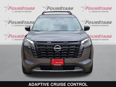 New 2026 Nissan Pathfinder SL image 10