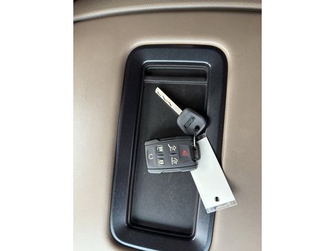 Used 2015 GMC Yukon SLE w/ Convenience Package image 25