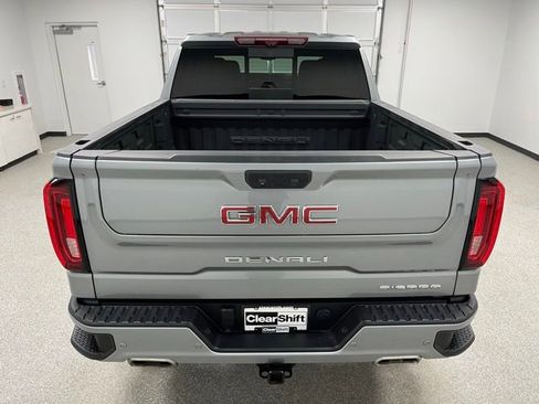 Used 2023 GMC Sierra 1500 Denali w/ Denali Reserve Package AWD/4WD image 9
