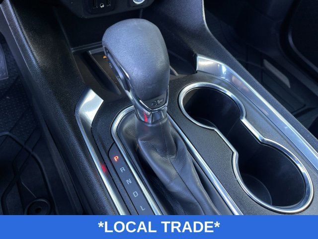 Used 2023 Chevrolet Traverse LT w/ Midnight/Sport Edition AWD/4WD image 16