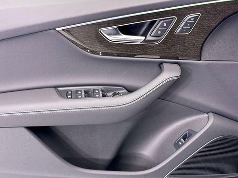 New 2026 Audi Q7 Premium Plus image 22
