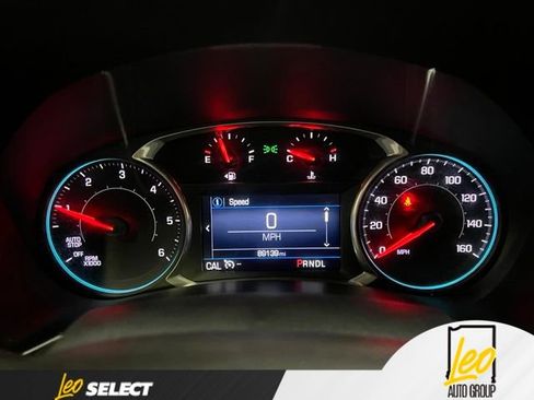 Used 2019 Chevrolet Equinox LT FWD image 18