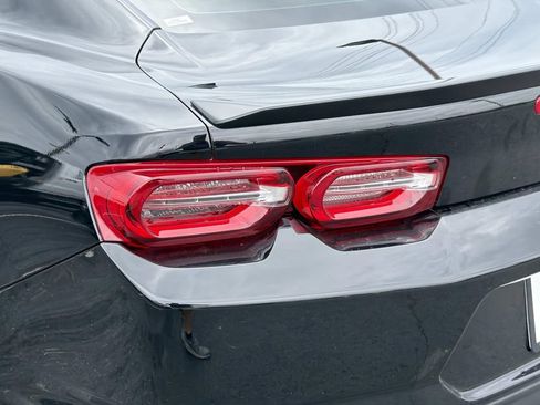 Used 2023 Chevrolet Camaro LT w/ Technology Package RWD image 11