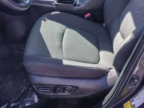 Used 2023 Toyota RAV4 XLE image 17