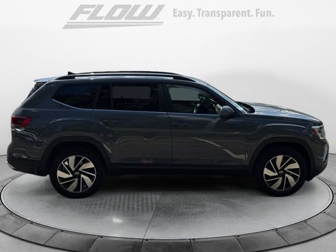 New 2026 Volkswagen Atlas SE image 8