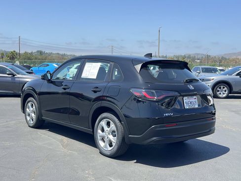 Certified 2024 Honda HR-V LX image 3