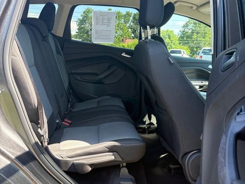 Used 2018 Ford Escape SE AWD/4WD image 12