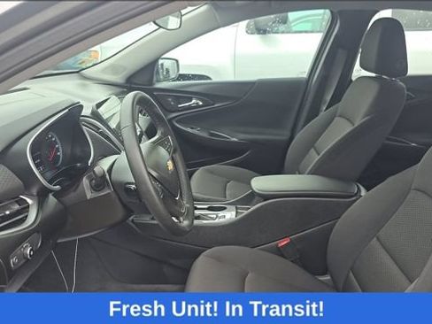 Used 2025 Chevrolet Malibu RS FWD image 5