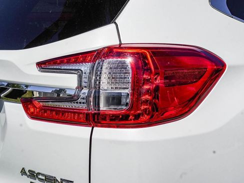 Certified 2023 Subaru Ascent Limited AWD/4WD image 7