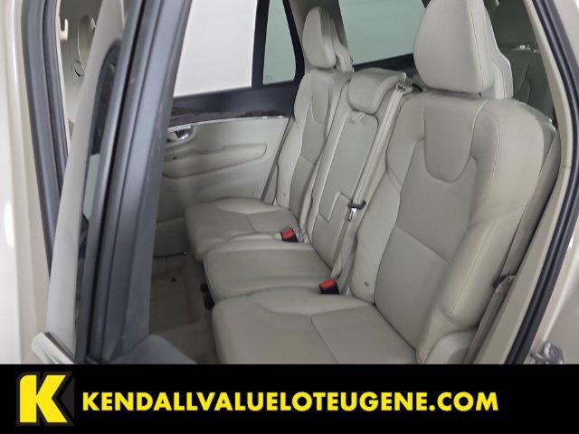 Used 2016 Volvo XC90 T6 Momentum w/ Momentum Plus Package AWD/4WD image 26
