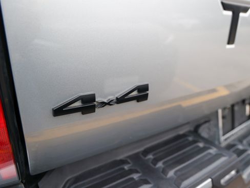 Used 2023 Toyota Tundra Platinum AWD/4WD image 11