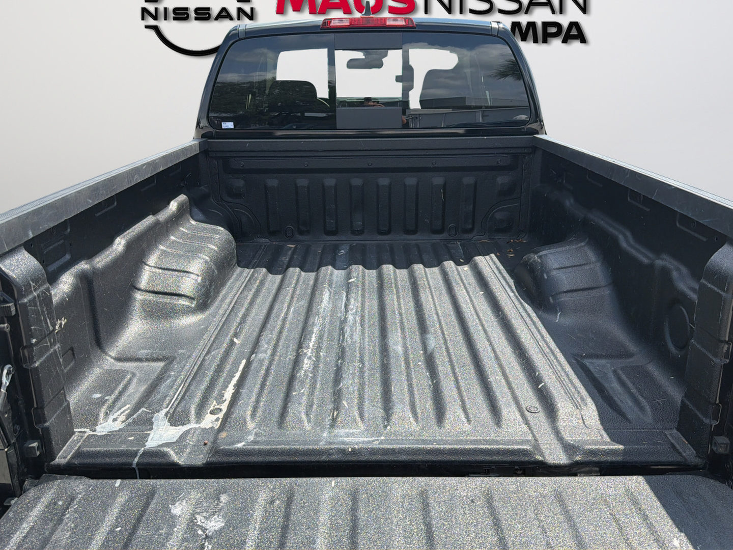 Certified 2025 Nissan Frontier SV RWD image 33