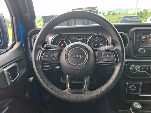 Used 2021 Jeep Wrangler Unlimited Sport AWD/4WD image 19