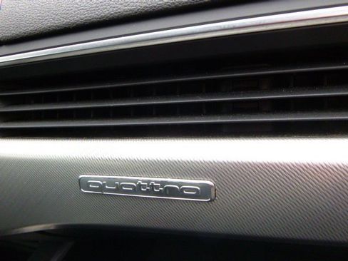 Used 2025 Audi A5 2.0T Premium Plus image 10