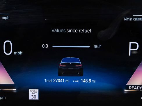 Used 2024 BMW 330i xDrive Sedan w/ Premium Package image 24