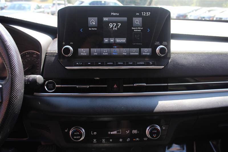 Used 2023 Mitsubishi Outlander SE AWD/4WD image 17