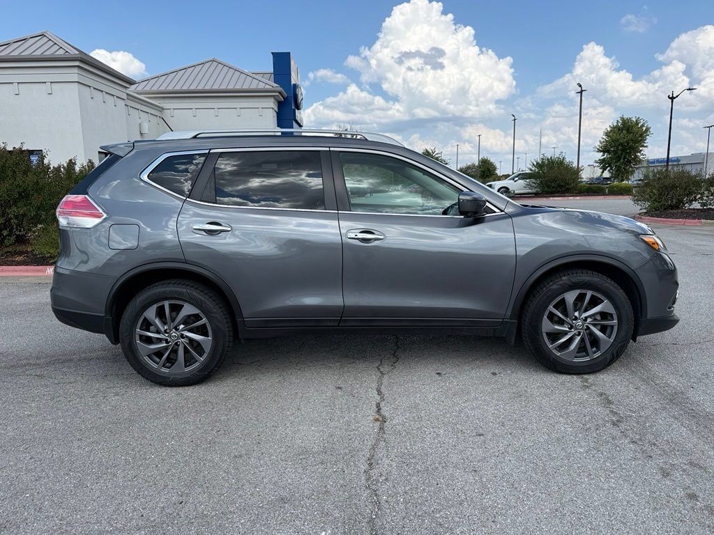 Used 2016 Nissan Rogue SL w/ SL Premium Package AWD/4WD image 8