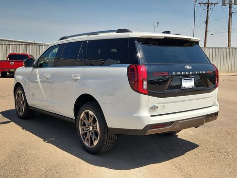 New 2027 Ford Expedition King Ranch AWD/4WD image 3