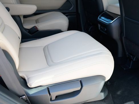 New 2026 INFINITI QX80 Pure w/ Cargo Package image 38