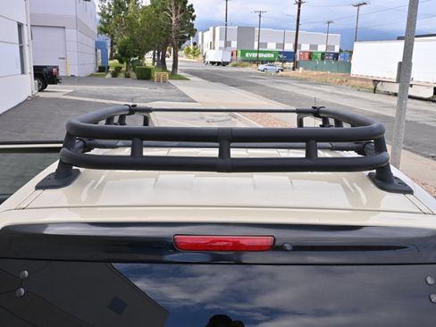 Used 2010 Toyota FJ Cruiser 4WD image 49