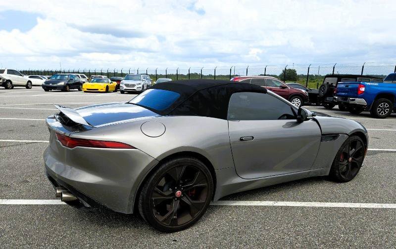 Used 2022 Jaguar F-TYPE Convertible RWD image 3