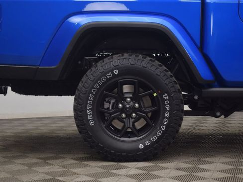 New 2026 Jeep Gladiator Willys image 8