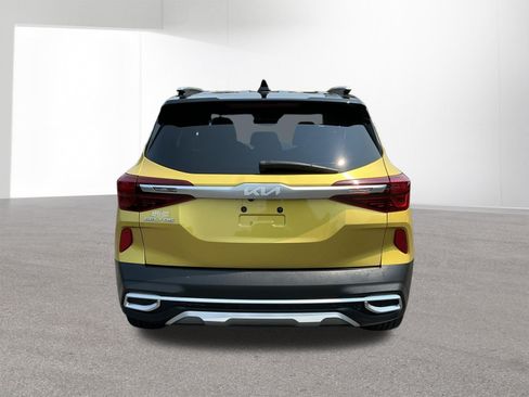 Used 2023 Kia Seltos SX AWD/4WD image 4