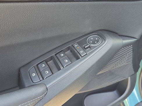 New 2026 Kia Seltos EX image 18