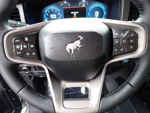 New 2026 Ford Bronco Badlands AWD/4WD image 15