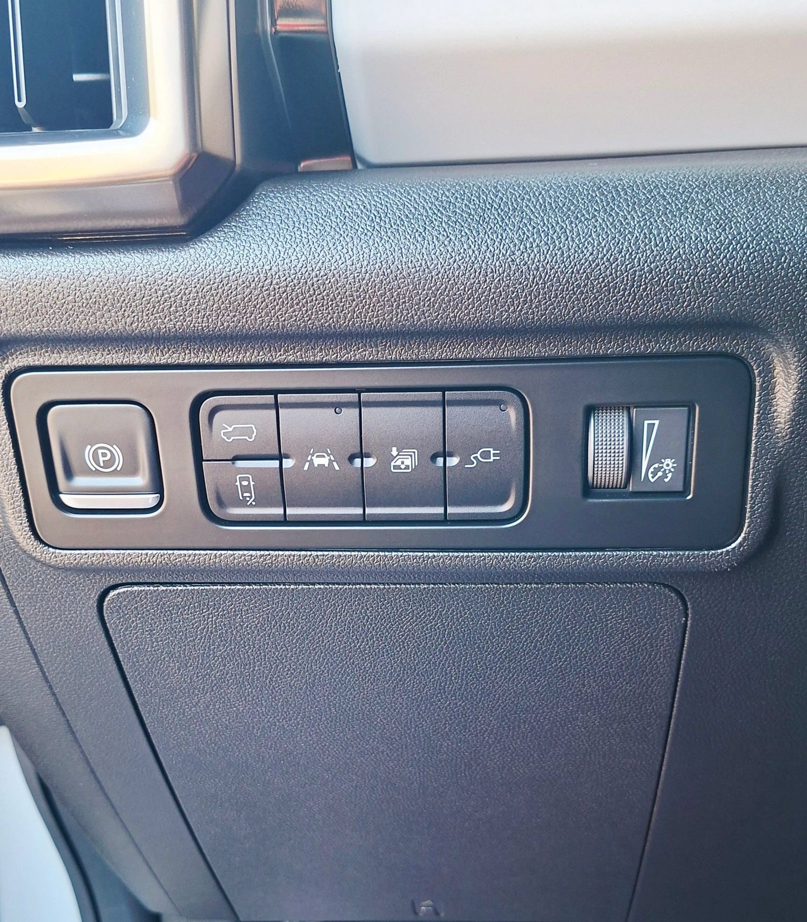 Used 2025 GMC Hummer EV 2X AWD/4WD image 33