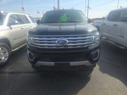 Used 2019 Ford Expedition Limited w/ Special Edition Package image 2
