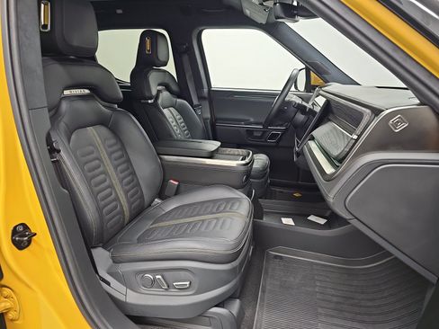 Used 2023 Rivian R1T Adventure AWD/4WD image 23