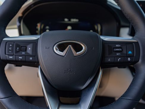 Certified 2026 INFINITI QX60 Luxe w/ Family Package FWD image 11