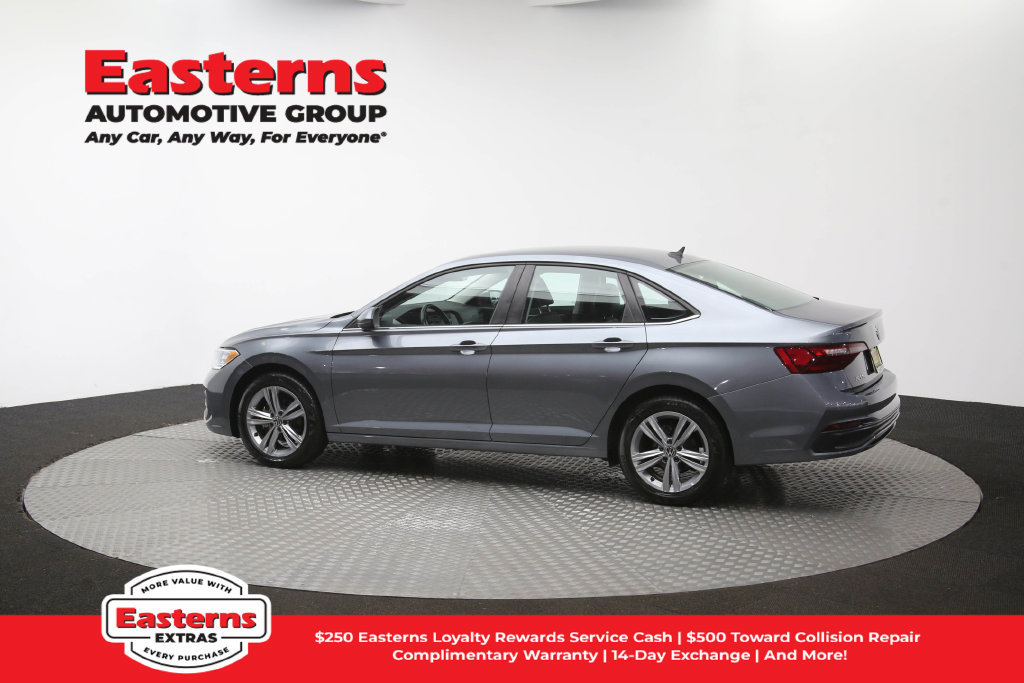 Used 2024 Volkswagen Jetta SE FWD image 63