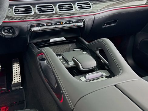 New 2026 Mercedes-Benz GLE 53 AMG 4MATIC Coupe image 5