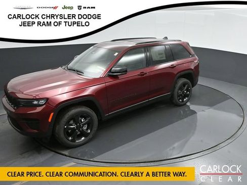 New 2025 Jeep Grand Cherokee Altitude image 1