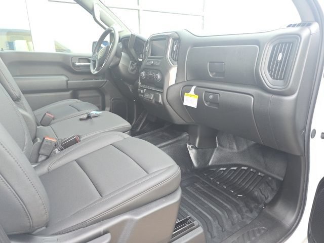 Used 2026 Chevrolet Silverado 2500 W/T w/ WT Convenience Package AWD/4WD image 4
