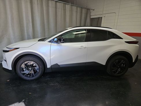 New 2026 Toyota C-HR AWD/4WD image 4