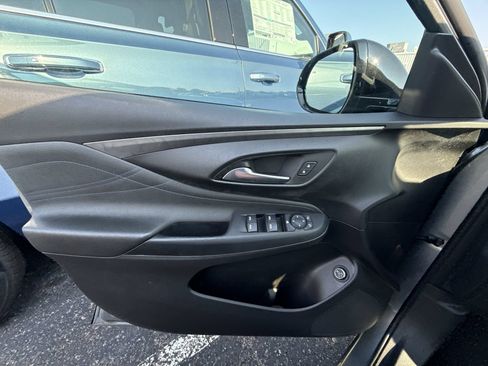 Certified 2024 Buick Envista Sport Touring w/ Convenience I Package FWD image 29
