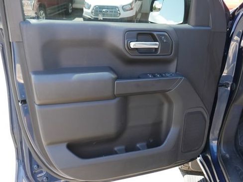 Used 2021 Chevrolet Silverado 1500 Custom Trail Boss AWD/4WD image 12