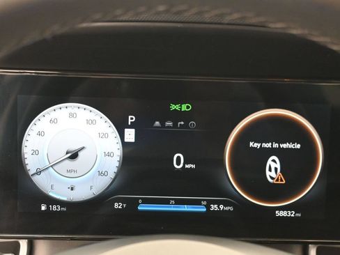 Used 2025 Hyundai Elantra Limited FWD image 14
