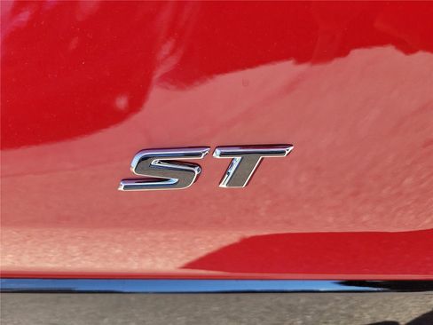 New 2026 Buick Encore GX Sport Touring w/ Advanced Technology Package AWD/4WD image 7