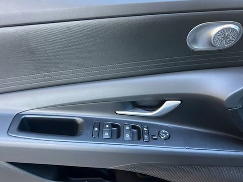 New 2026 Hyundai Elantra Hybrid FWD image 11