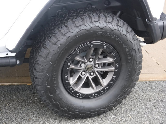 Used 2025 Jeep Wrangler Unlimited Rubicon 392 AWD/4WD image 11