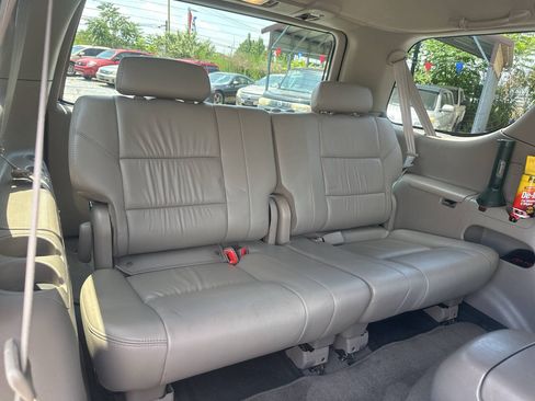 Used 2006 Toyota Sequoia Limited AWD/4WD image 12
