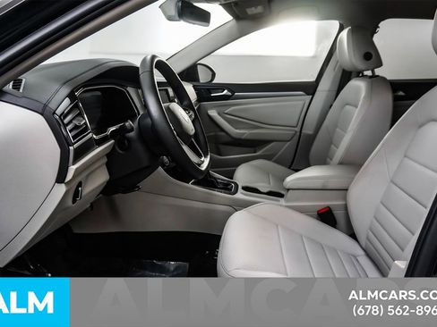 Used 2024 Volkswagen Jetta SE w/ Black Wheel Package FWD image 16